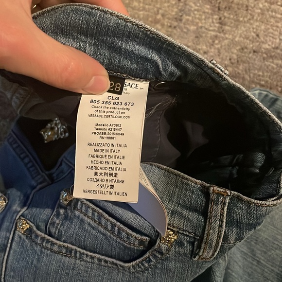 Versace light blue jeans size 28 waist. Excellent condition. - Picture 7 of 8